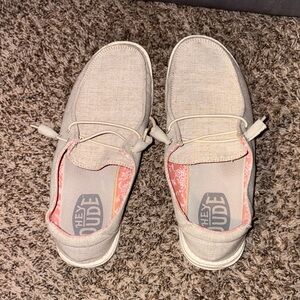 HEYDUDE Wendy Chambray Tan Slip-ons/ Loafers With Coral Floral Accents